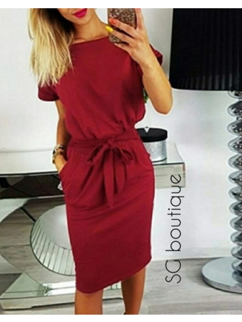 🆕⭐Mod Wine red short sleeve belted dress⭐